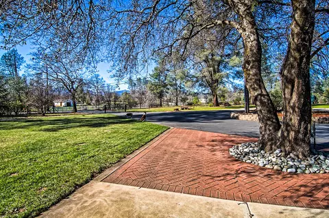 12465 Maria Dr, Redding, CA 96003 photo 65