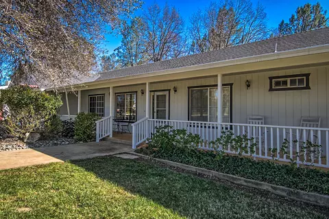 12465 Maria Dr, Redding, CA 96003 photo 3