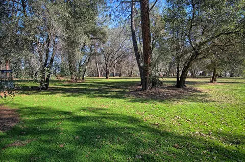 12465 Maria Dr, Redding, CA 96003 photo 57