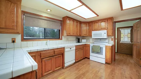 28334 Alpine Way, Shingletown, CA 96088 photo 5