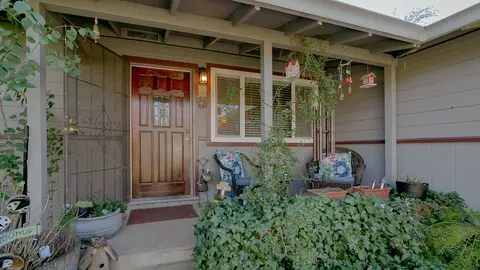 1775 Manchester Dr, Redding, CA 96002 photo 3