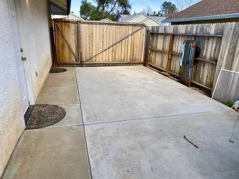 3824 Cambria Dr, Redding, CA 96002 photo 21