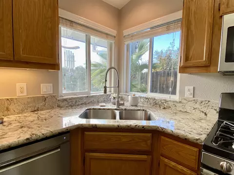 3824 Cambria Dr, Redding, CA 96002 photo 7