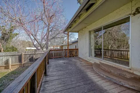 1918 Manchester Dr, Redding, CA 96002 photo 21