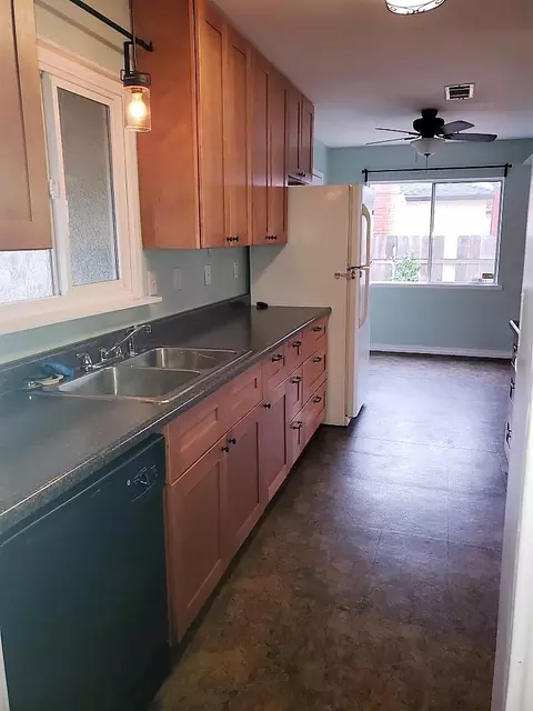 915 Swain Dr, Red Bluff, CA 96080 photo 4