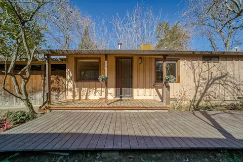 468 Rio St, Redding, CA 96001 photo 3
