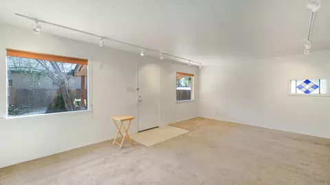 468 Rio St, Redding, CA 96001 photo 9