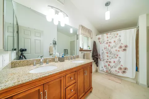 21261 Via Serena Dr, Redding, CA 96003 photo 18