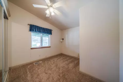 21261 Via Serena Dr, Redding, CA 96003 photo 34