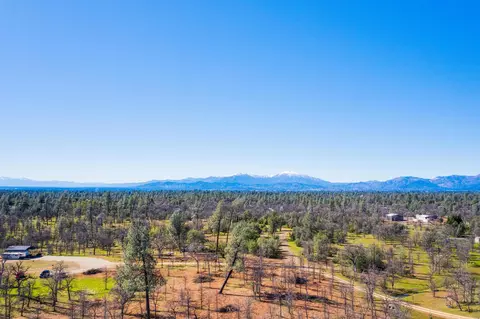 21261 Via Serena Dr, Redding, CA 96003 photo 37