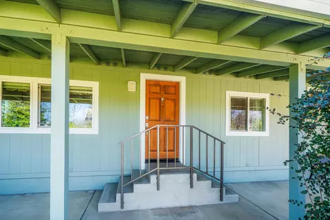 21261 Via Serena Dr, Redding, CA 96003 photo 16