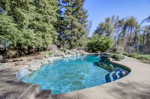 5067 Woodview Dr, Redding, CA 96002 photo 33