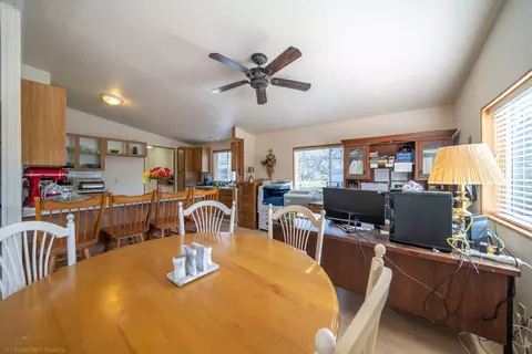 16256 Tree Ln, Anderson, CA 96007 photo 19