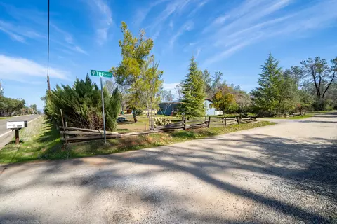 16256 Tree Ln, Anderson, CA 96007 photo 1