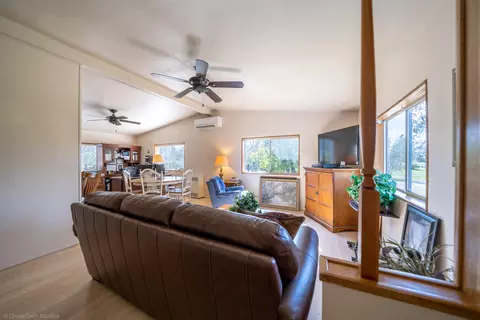 16256 Tree Ln, Anderson, CA 96007 photo 13
