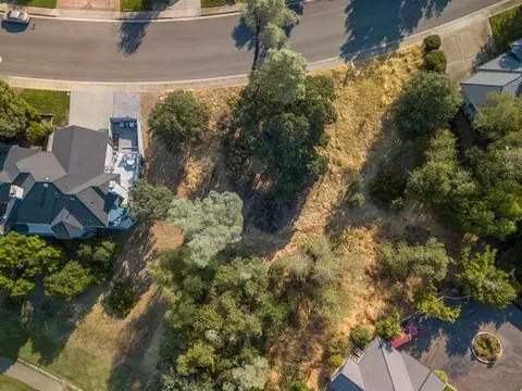 1866 Gold Hills Dr, Redding, CA 96003 photo 1
