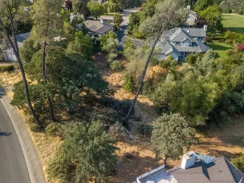 1866 Gold Hills Dr, Redding, CA 96003 photo 2