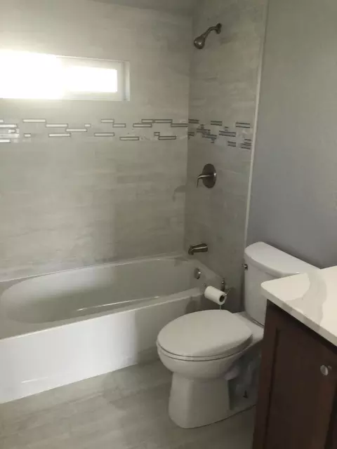 2242 Tehama St, Redding, CA 96001 photo 5