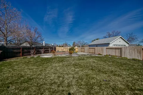 3286 Sunglow Dr, Redding, CA 96001 photo 40