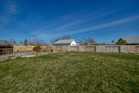 3286 Sunglow Dr, Redding, CA 96001 photo 41