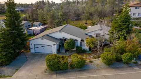 2360 Oconner Ave, Redding, CA 96001 photo 1