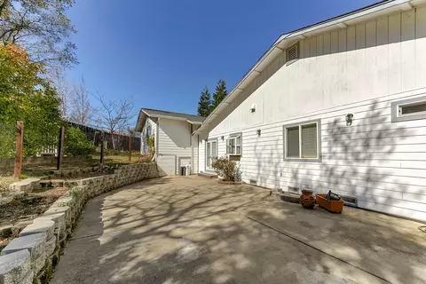 2360 Oconner Ave, Redding, CA 96001 photo 19