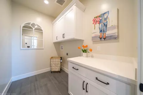 3885 Colby Trl, Redding, CA 96002 photo 23