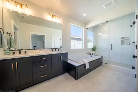 3885 Colby Trl, Redding, CA 96002 photo 16