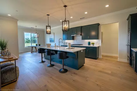 3873 Colby Trl, Redding, CA 96002 photo 7