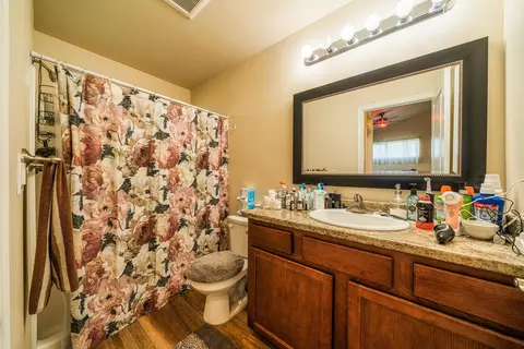 1047 Deodar Way, Redding, CA 96003 photo 10