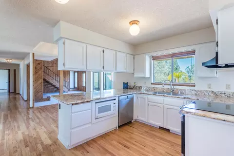 16467 16436 Sky Ln, Redding, CA 96001 photo 12