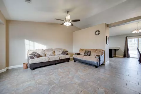 11381 Puffin Way, Redding, CA 96003 photo 5