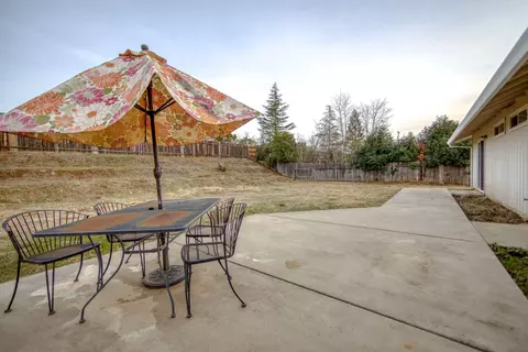 11381 Puffin Way, Redding, CA 96003 photo 24