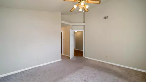 2815 Howard Dr, Redding, CA 96001 photo 22