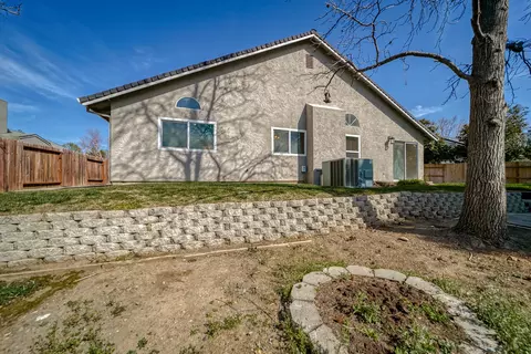 2815 Howard Dr, Redding, CA 96001 photo 42