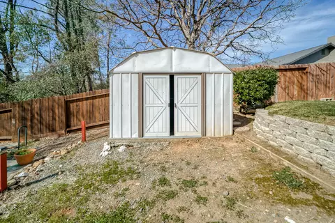 2815 Howard Dr, Redding, CA 96001 photo 43
