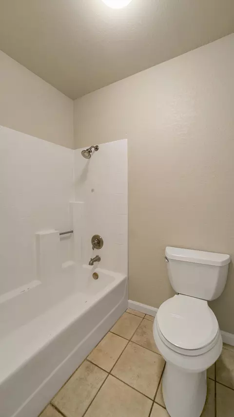 2815 Howard Dr, Redding, CA 96001 photo 31