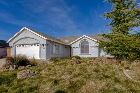 2790 Blue Bell Dr, Redding, CA 96001 photo 3