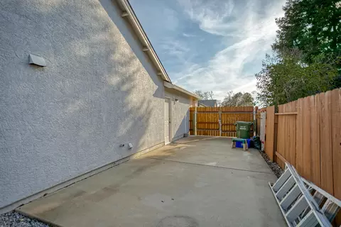 2790 Blue Bell Dr, Redding, CA 96001 photo 29