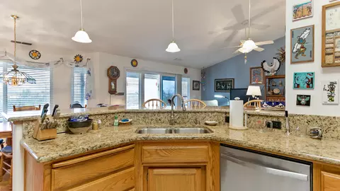 2790 Blue Bell Dr, Redding, CA 96001 photo 11