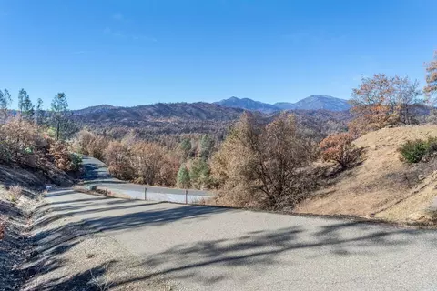 16440 Valparaiso Way, Redding, CA 96001 photo 2