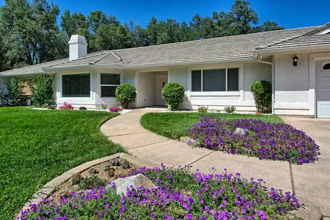 13283 Pala Mesa Cir, Redding, CA 96003 photo 1