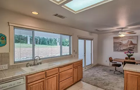 13283 Pala Mesa Cir, Redding, CA 96003 photo 14