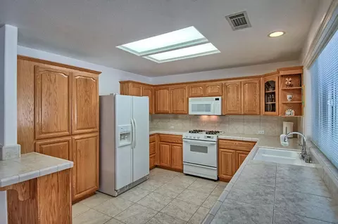 13283 Pala Mesa Cir, Redding, CA 96003 photo 12