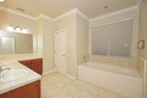 1364 Empress Ln, Redding, CA 96002 photo 29