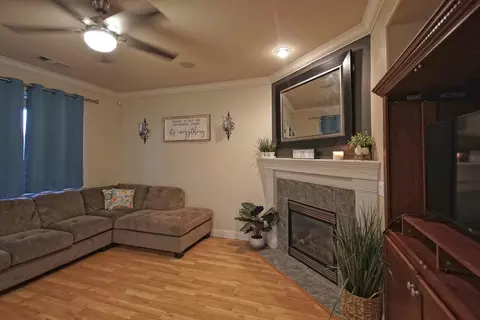 1364 Empress Ln, Redding, CA 96002 photo 21