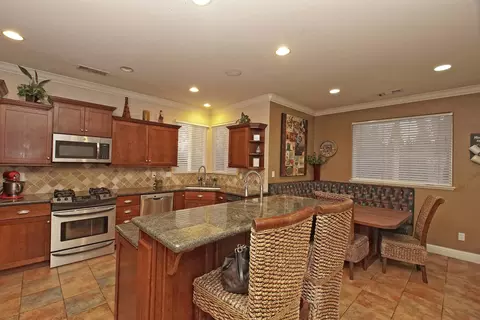 1364 Empress Ln, Redding, CA 96002 photo 16