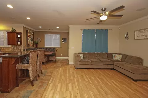 1364 Empress Ln, Redding, CA 96002 photo 20