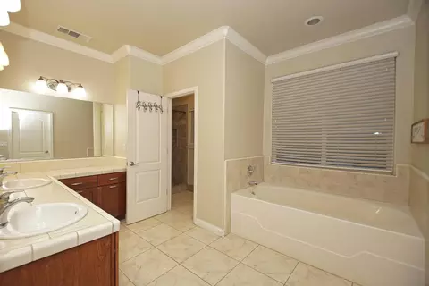 1364 Empress Ln, Redding, CA 96002 photo 28