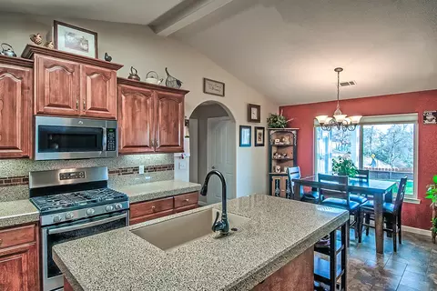 4130 Sunglow Dr, Redding, CA 96001 photo 9